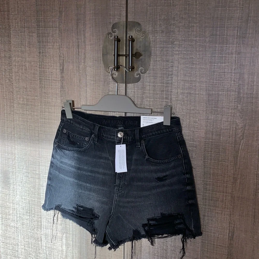 American Eagle‎ Highest Rise 90’s Boyfriend Short